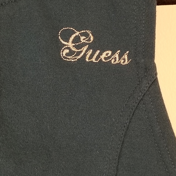 Guess hooded vest - Picture 2 of 7